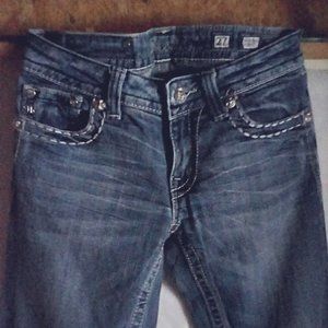 WOMEN'S BOOT CUT JEANS - SIZE 27